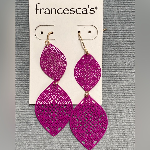 NWT Francesca’s raspberry pink lace, double diamond shaped hook pierced earrings - Picture 4 of 5
